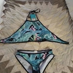 Aonihua halter bikini